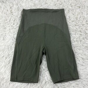 Lululemon Blissful Bend Super High-Rise Short 8" Army Green